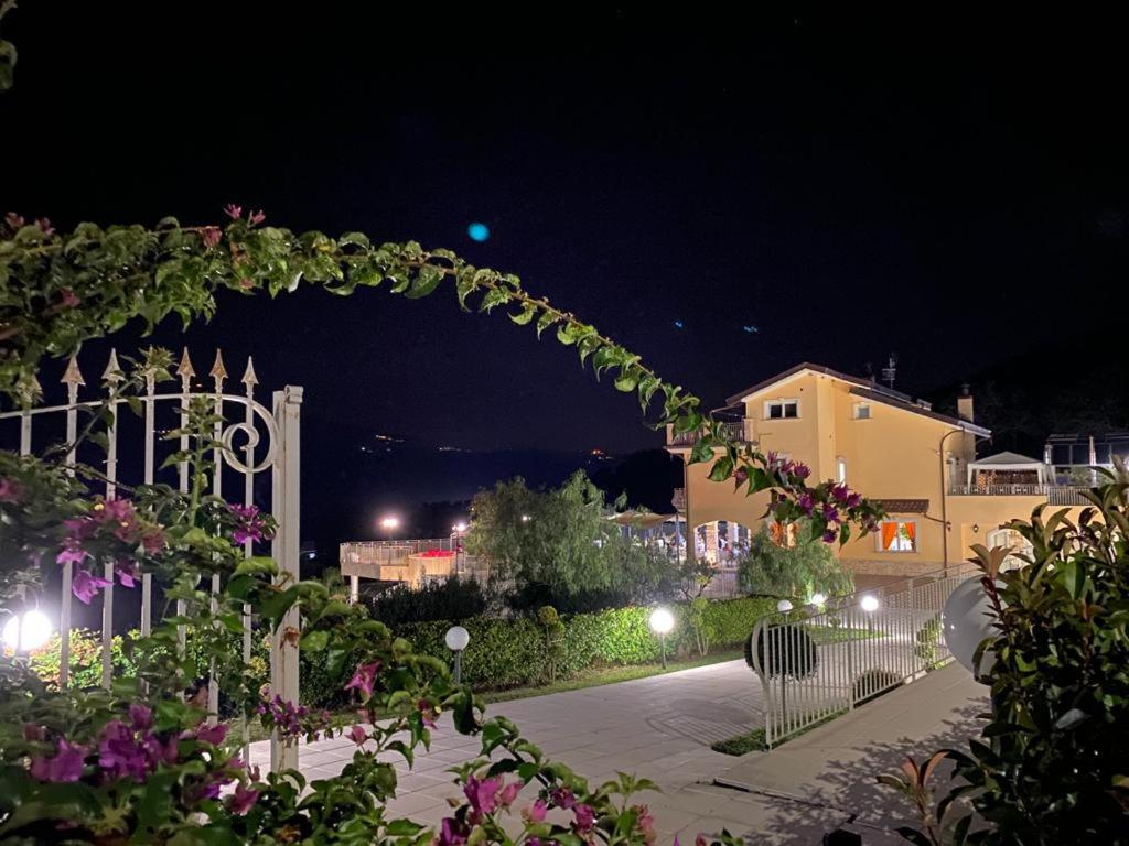 Villa Marchesa Castelnuovo Cilento Екстериор снимка