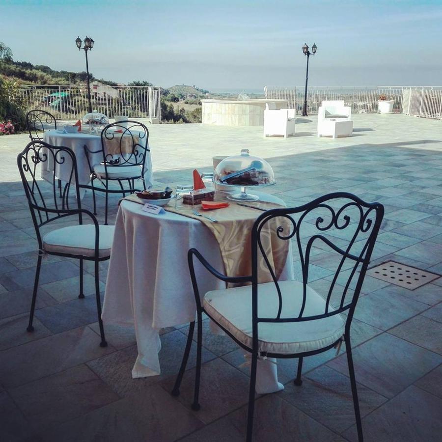 Villa Marchesa Castelnuovo Cilento Екстериор снимка